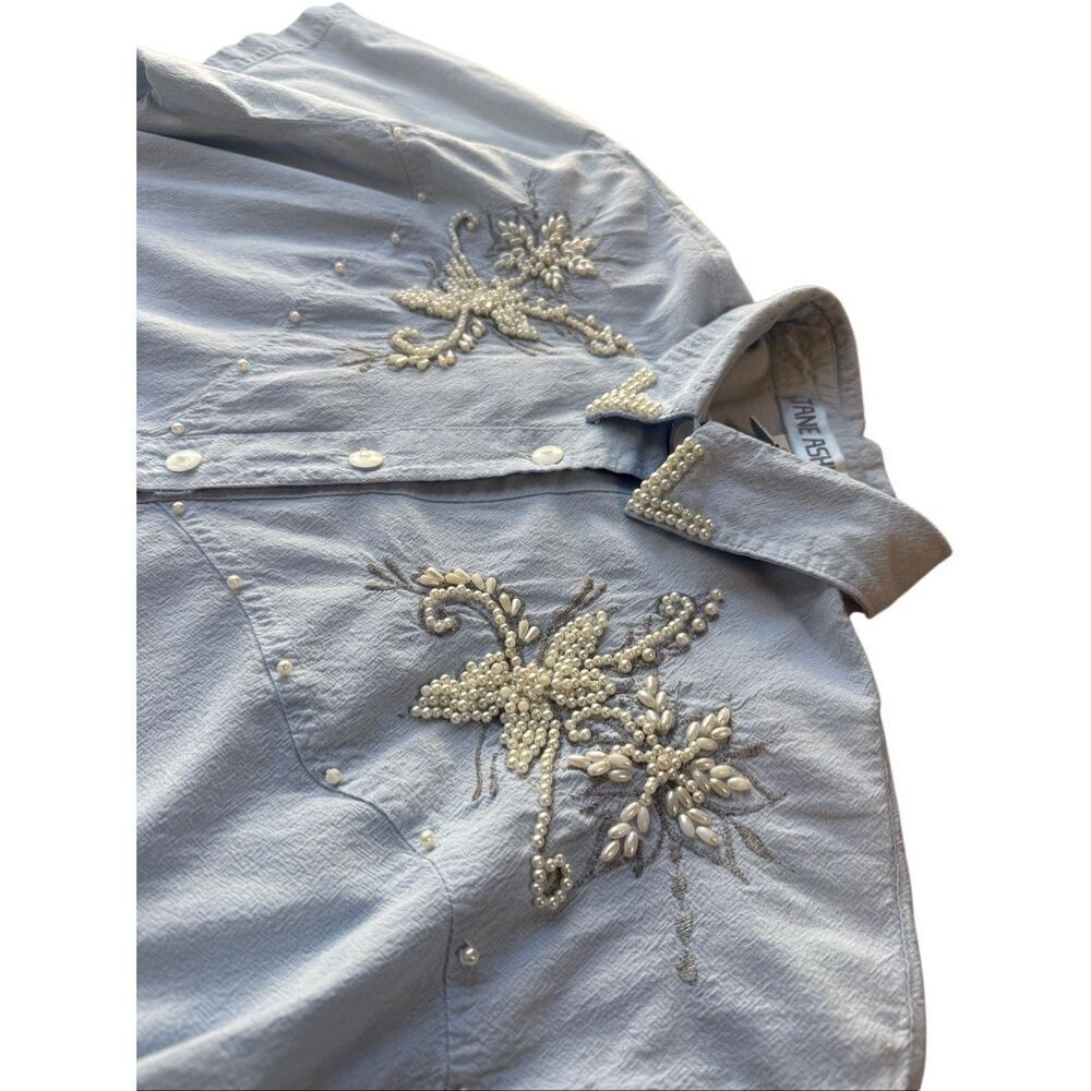 Vintage 80’s Jane Ashley light blue beaded and embroidered button-down shirt - Picture 10 of 12